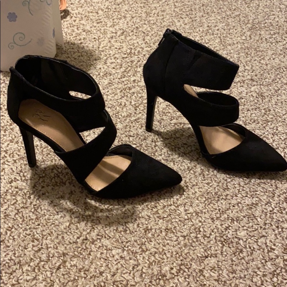 NY&C HEELS!